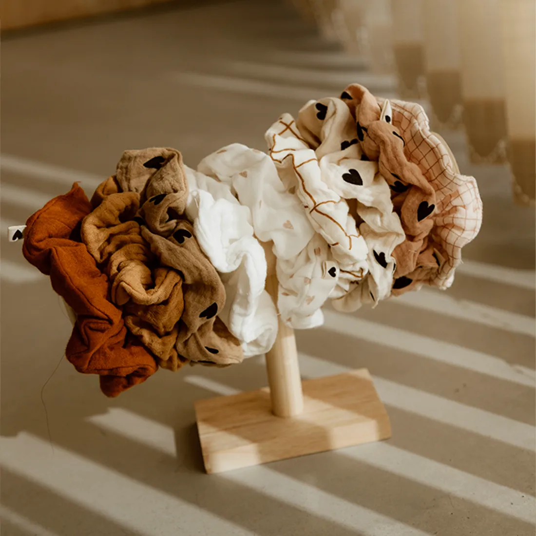 Chouchou gaze de coton handmade l Petits carreaux 