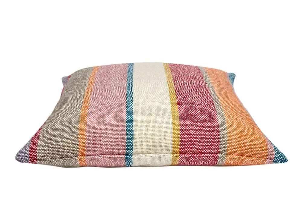 Indoor & outdoor cushion mujo made from recycled pet